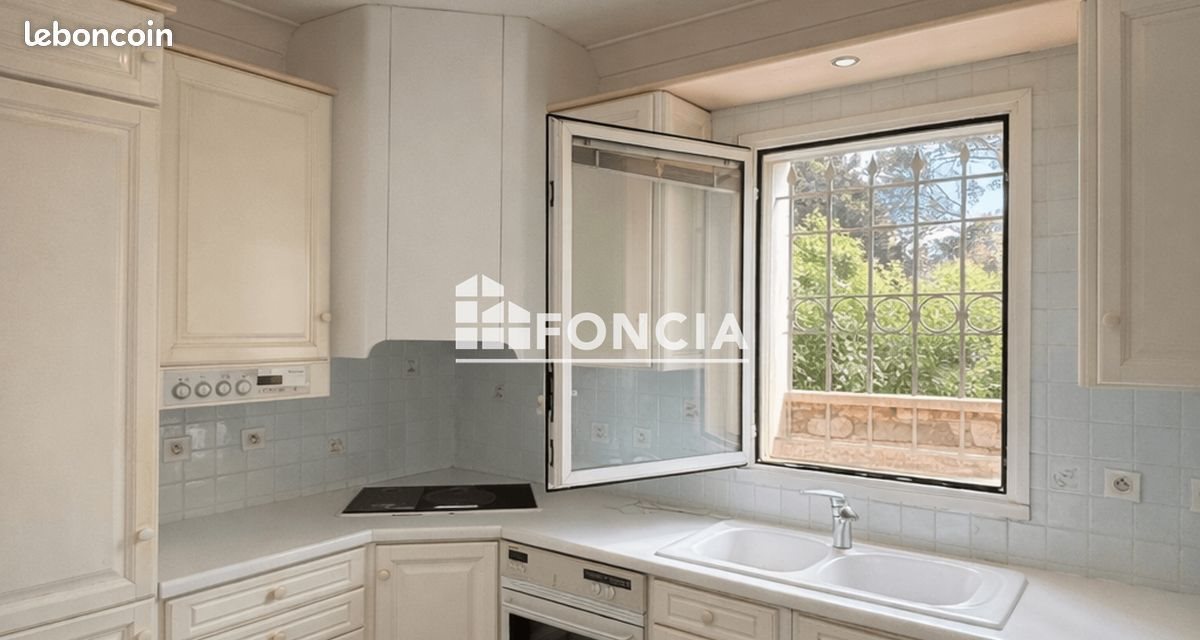 Maison à vendre, 345m², Saint-Raphaël
