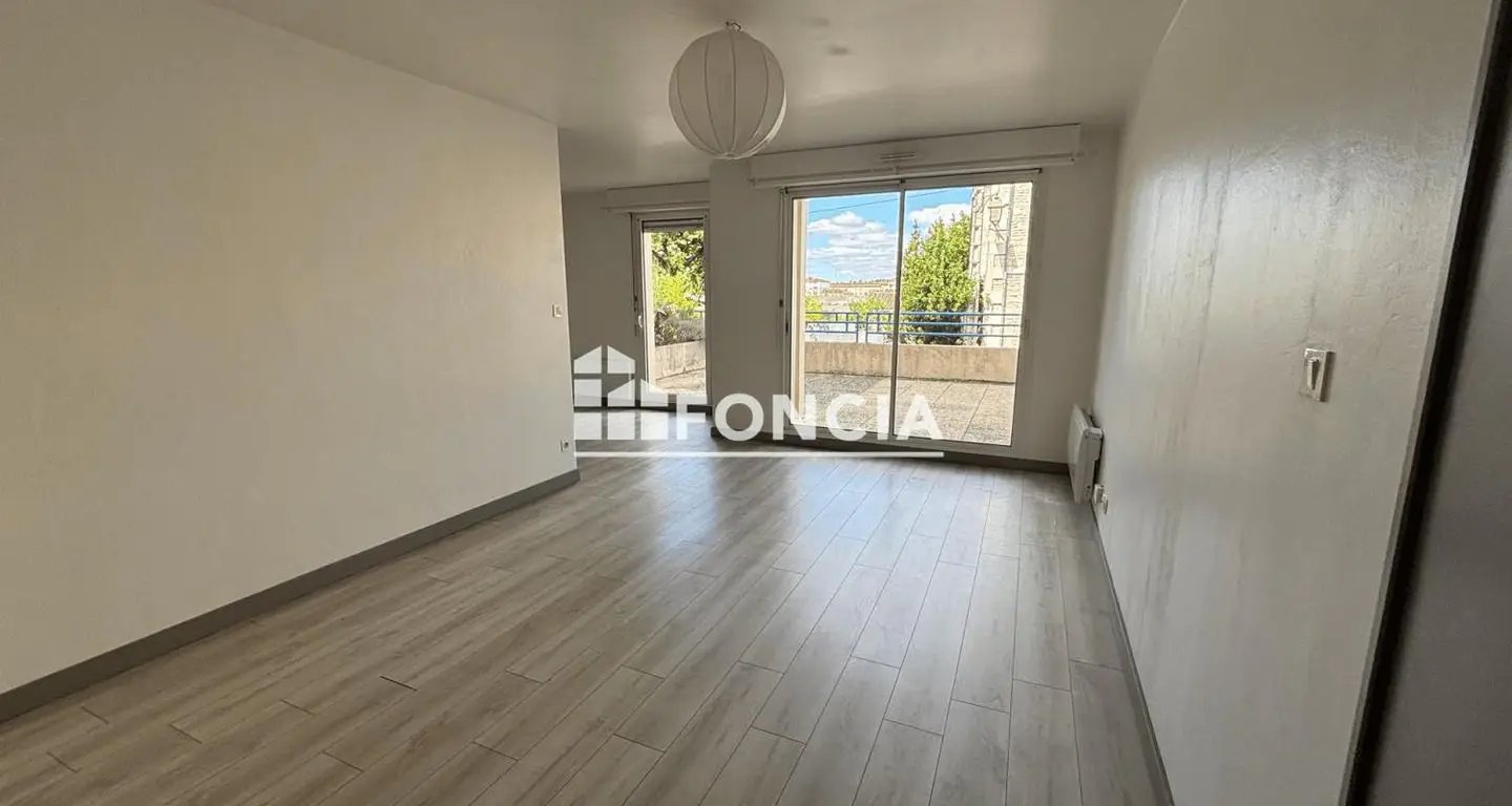 Appartement à vendre, 62m², Niort