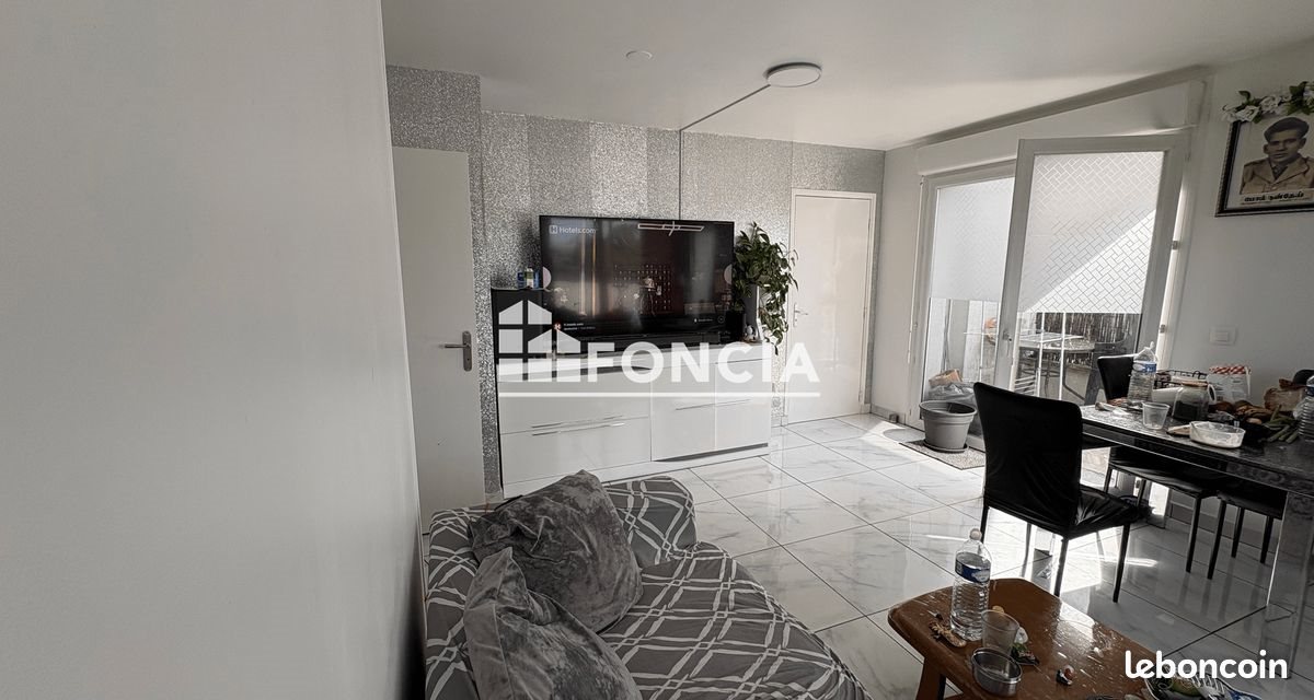 Appartement à vendre, 80m², Stains