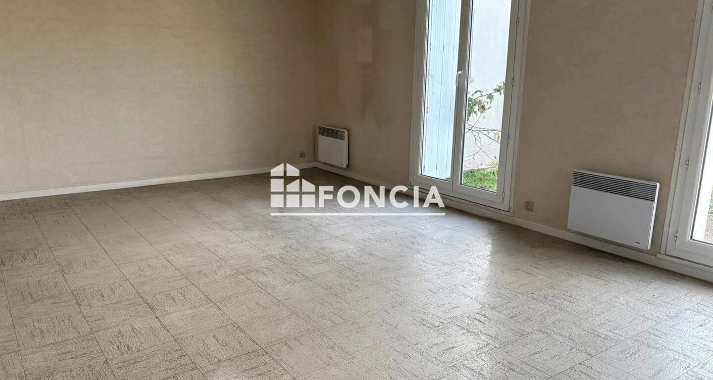 Maison à vendre, 124m², Nevoy