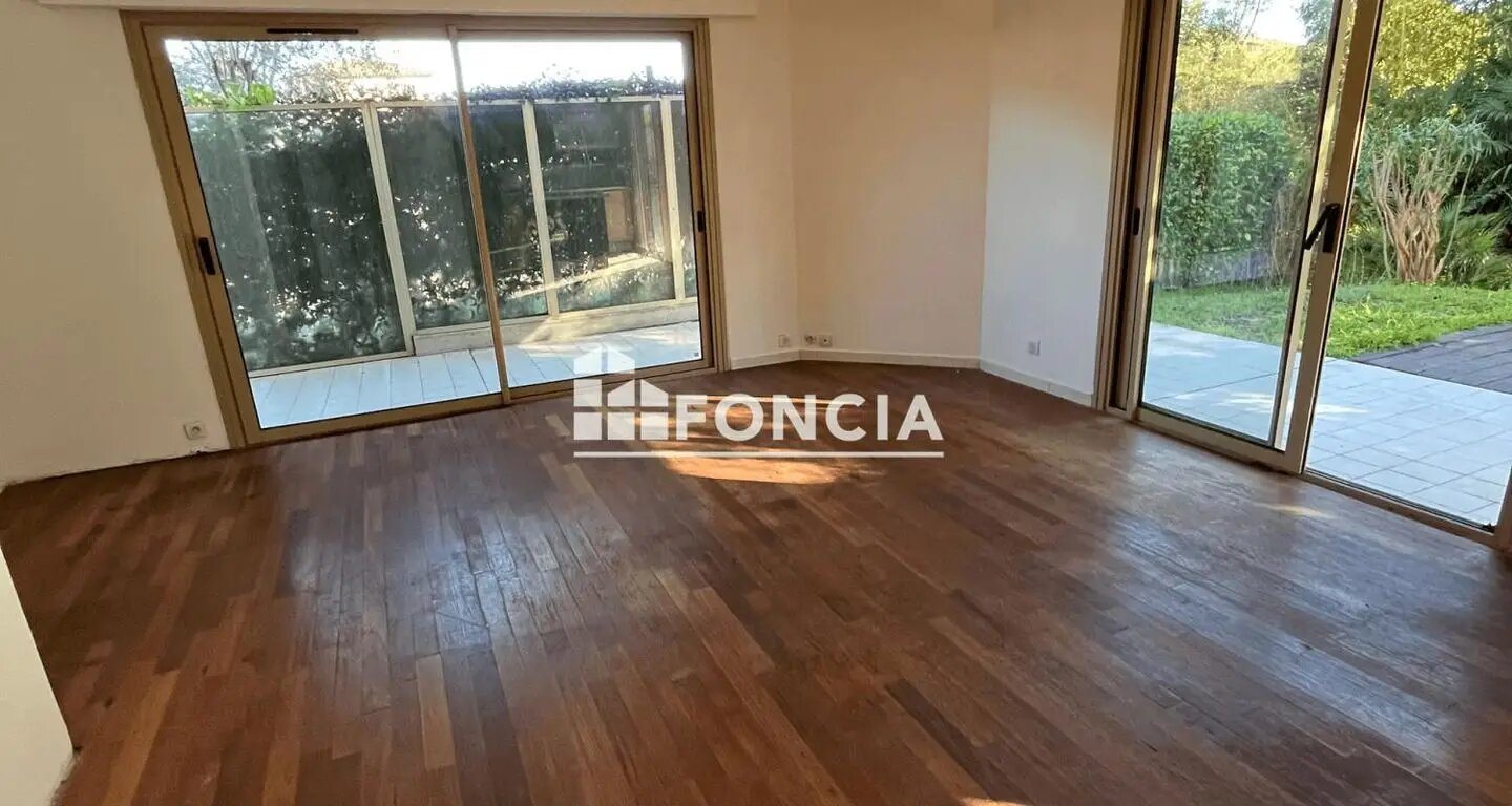 Appartement à vendre, 90m², Mandelieu-la-Napoule