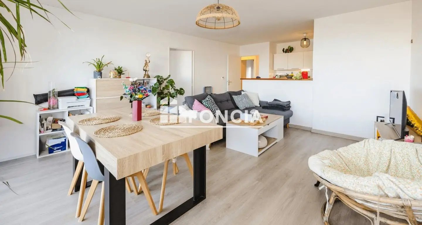 Appartement à vendre, 77m², Chantepie