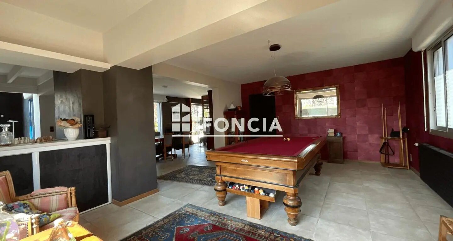 Maison à vendre, 220m², Laval