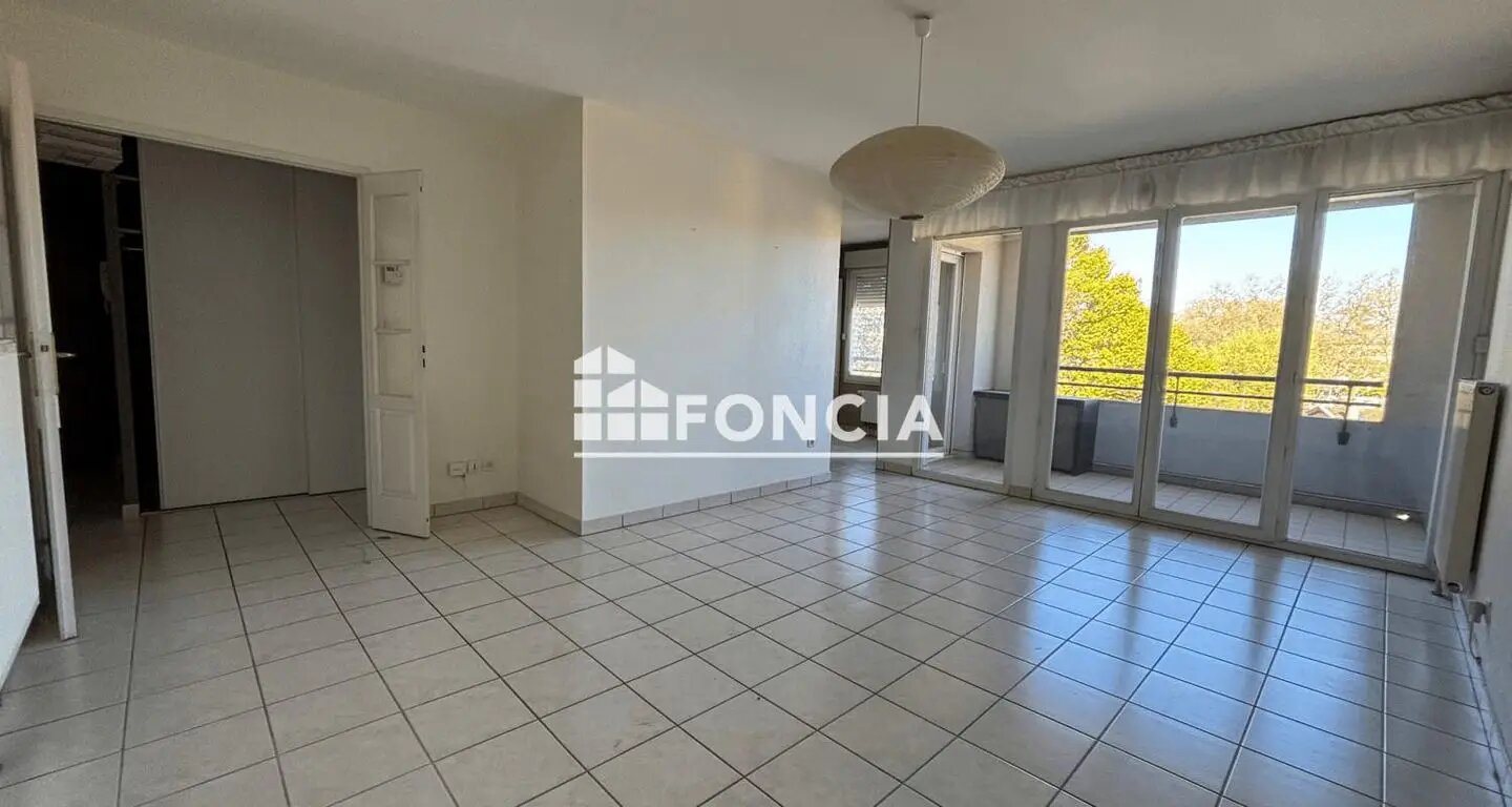 Appartement à vendre, 70m², Bron