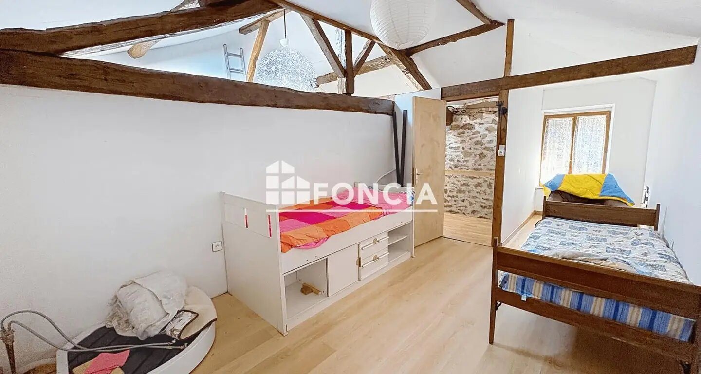Maison à vendre, 298m², Saint-Laurent-sur-Gorre
