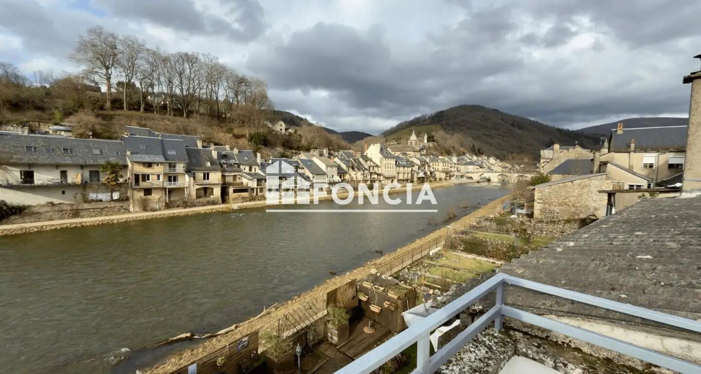 Maison à vendre, 90m², Saint-Geniez-d'Olt