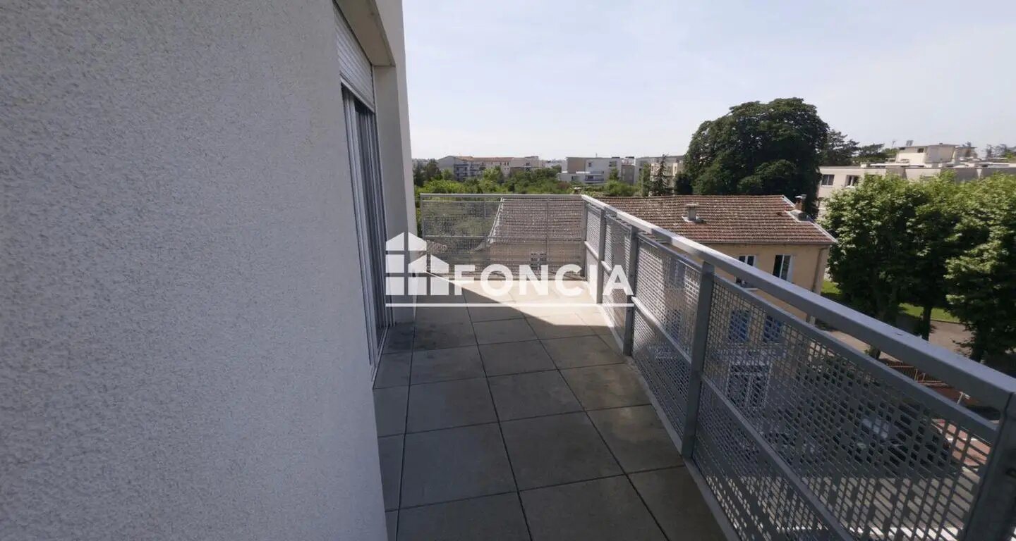Appartement à vendre, 80m², Décines-Charpieu