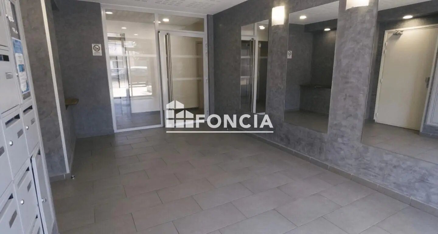 Appartement à vendre, 80m², Décines-Charpieu
