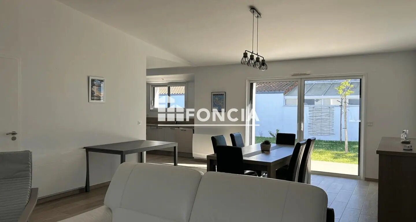 Maison à vendre, 101m², Barbâtre