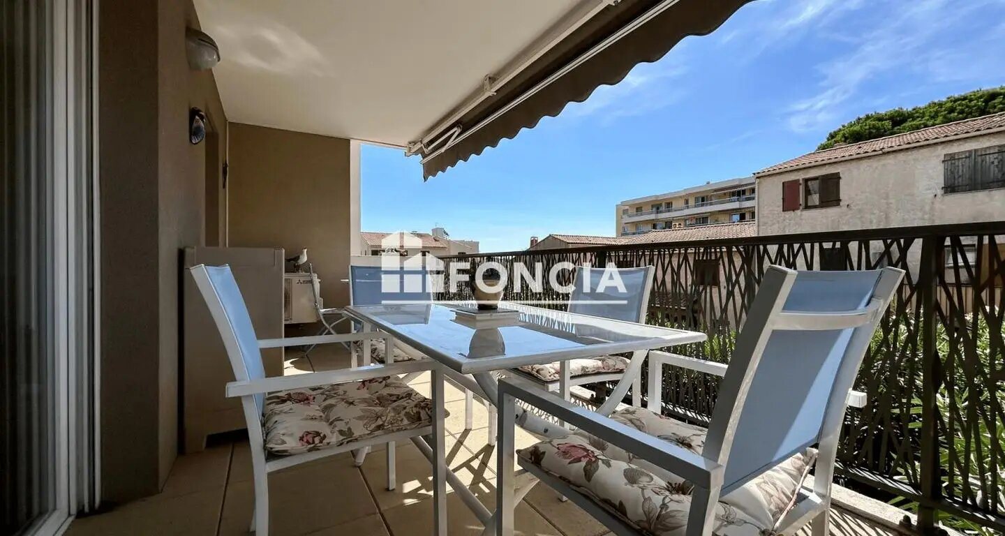 Appartement à vendre, 65m², Fréjus