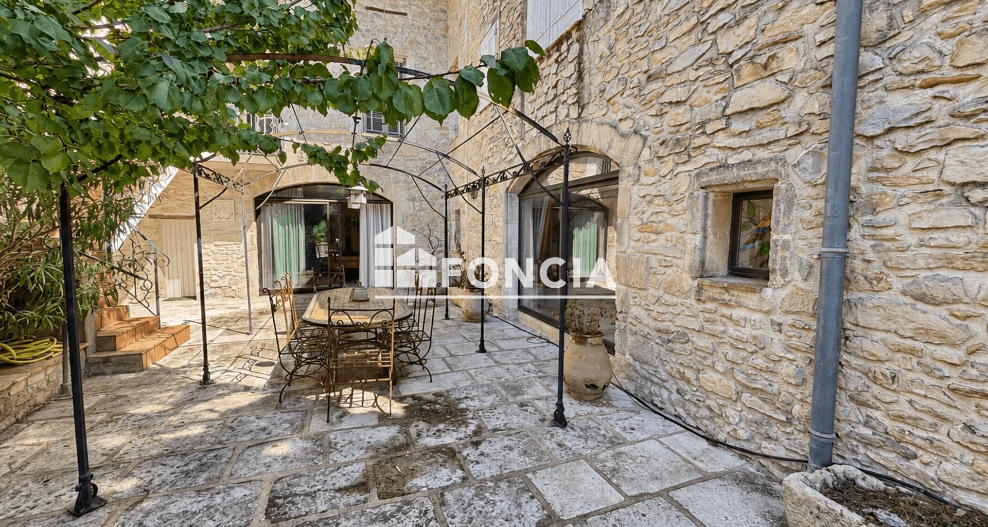 Maison à vendre, 320m², Clarensac