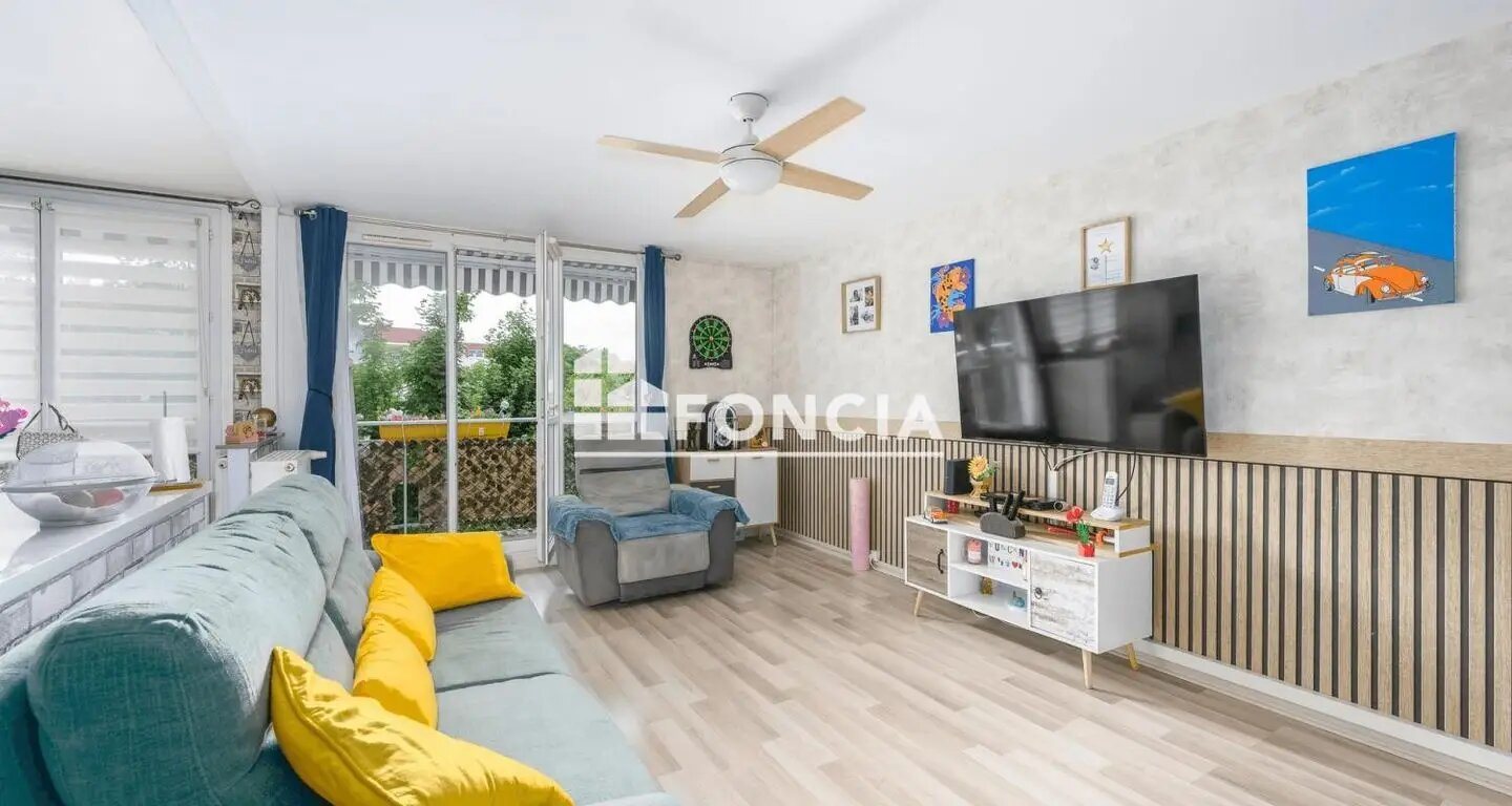 Appartement à vendre, 71m², Combs-la-Ville