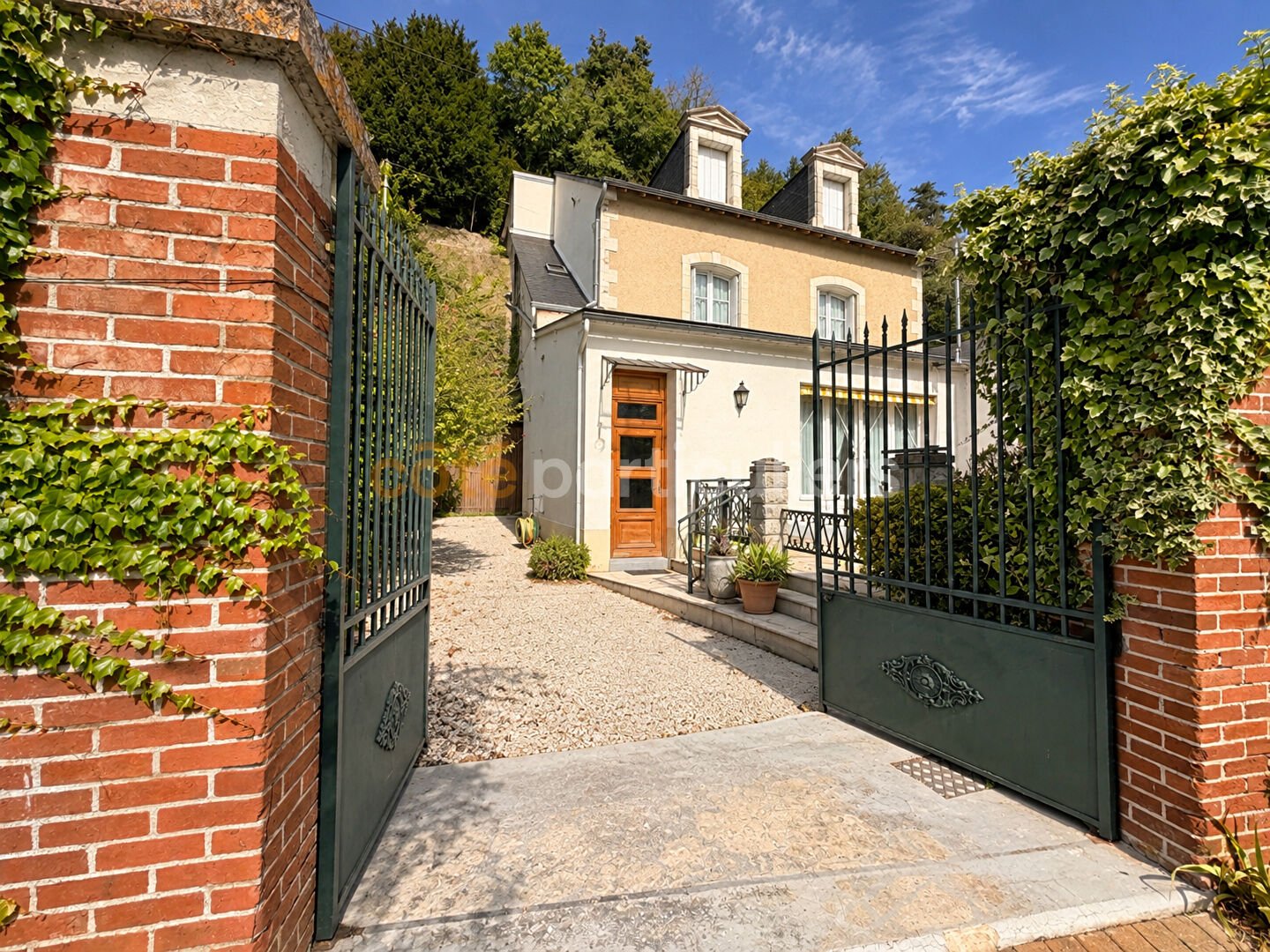 Maison à vendre, 180m², Pocé-sur-Cisse