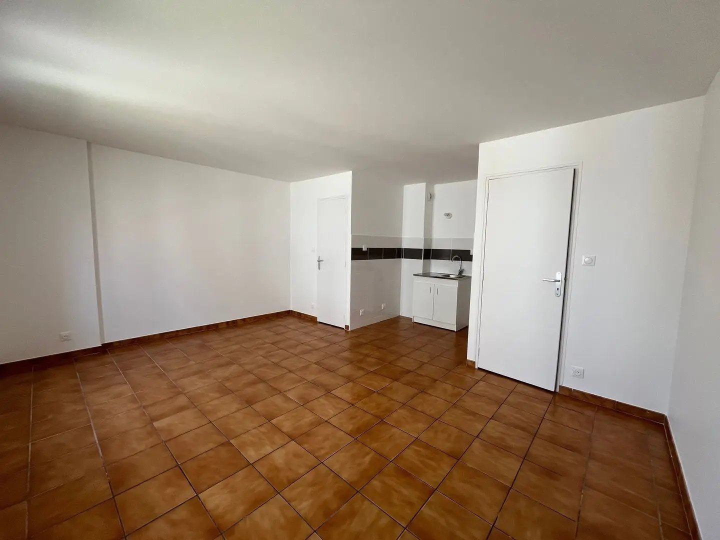 Appartement à louer, 25m², Corbeil-Essonnes