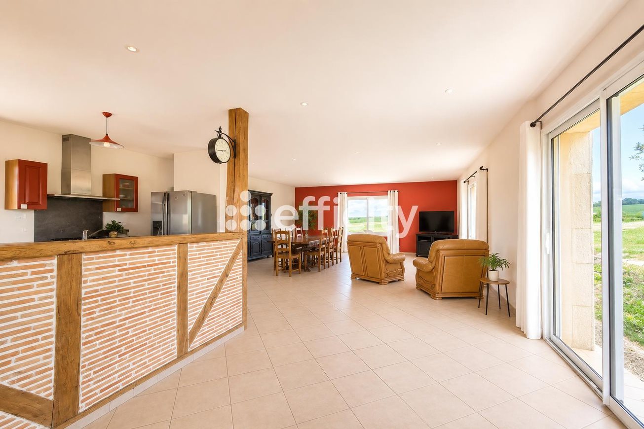 Maison à vendre, 156m², Monbahus