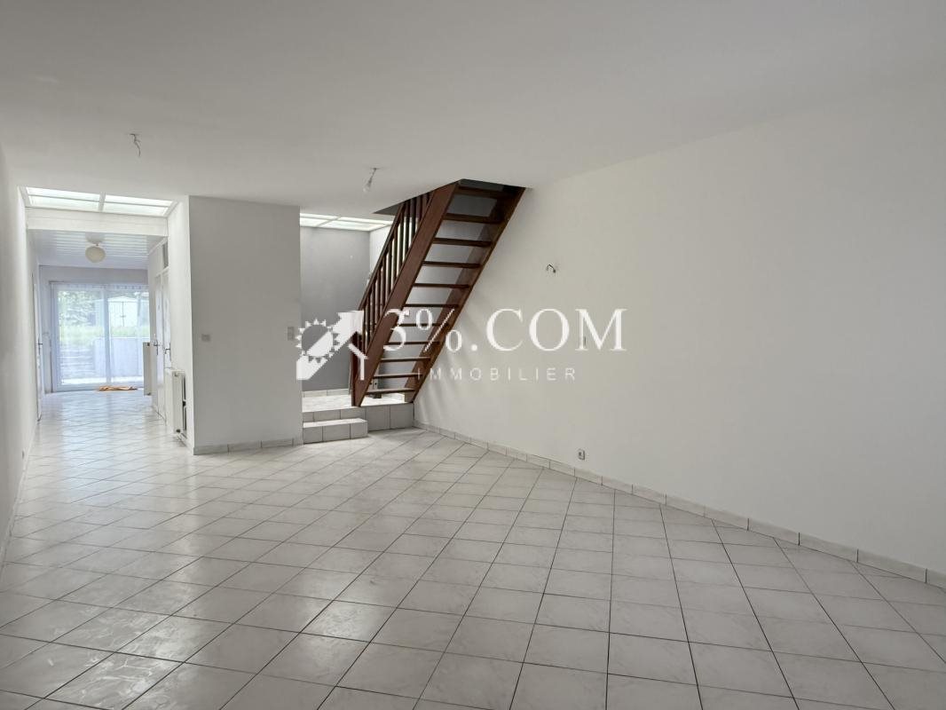 Maison à vendre, 105m², Neuville-en-Ferrain