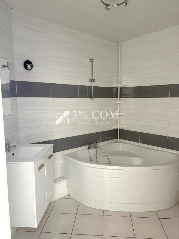 Maison à vendre, 105m², Neuville-en-Ferrain