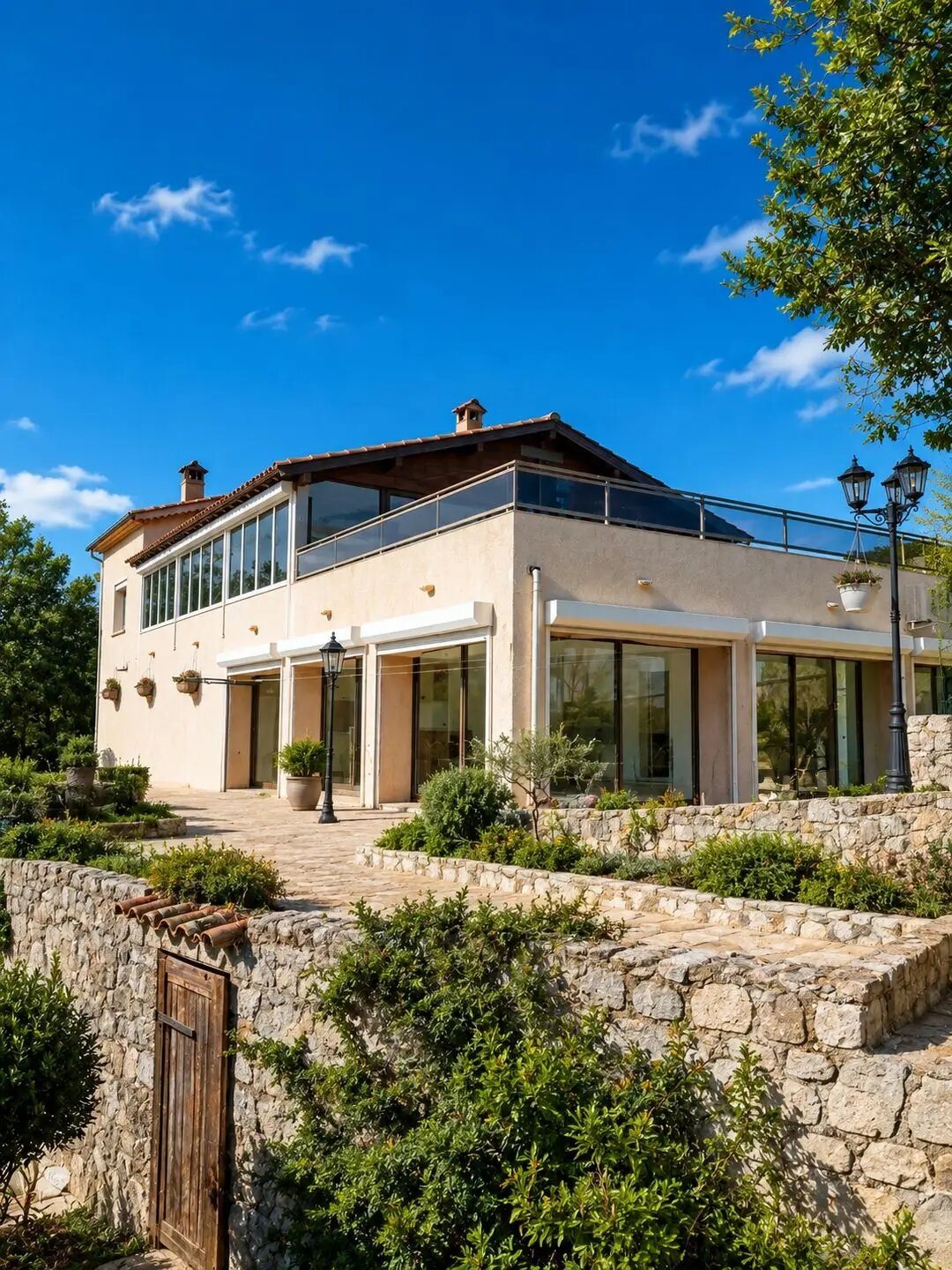 Maison à vendre, 210m², Flassans-sur-Issole