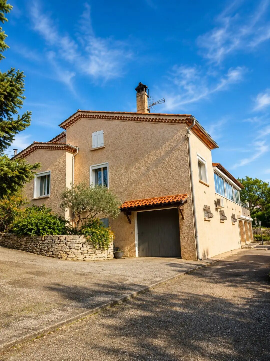 Maison à vendre, 210m², Flassans-sur-Issole