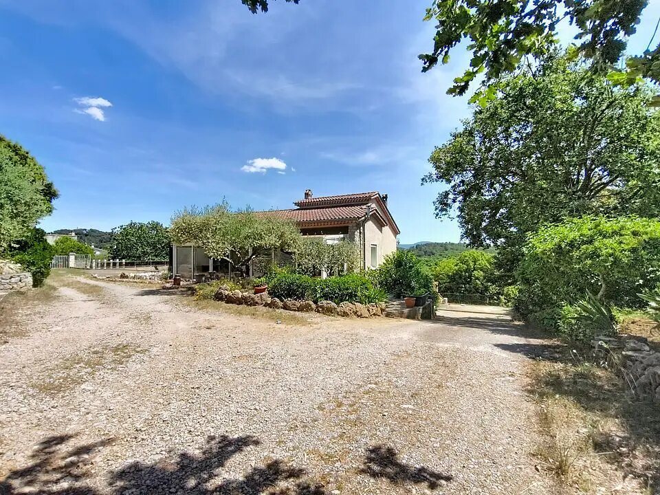 Maison à vendre, 210m², Flassans-sur-Issole