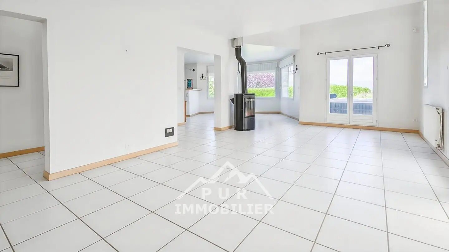 Maison à vendre, 206m², Pers-Jussy