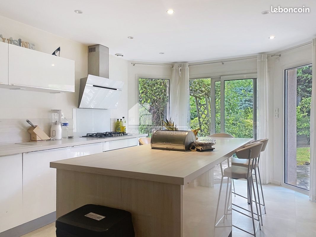 Maison à vendre, 205m², Caen