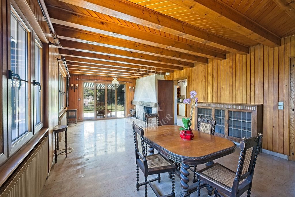 Maison à vendre, 250m², Gex