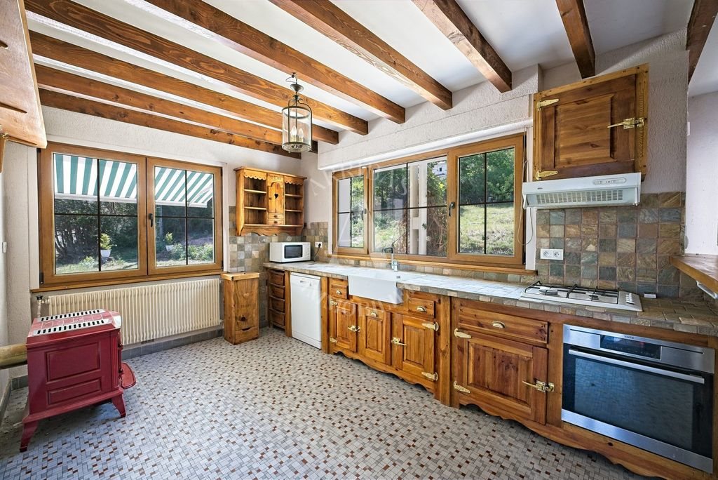 Maison à vendre, 250m², Gex