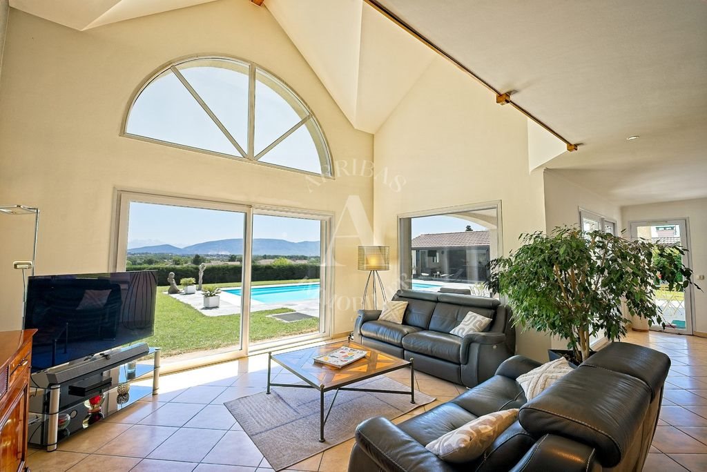 Maison à vendre, 224m², Prévessin-Moëns