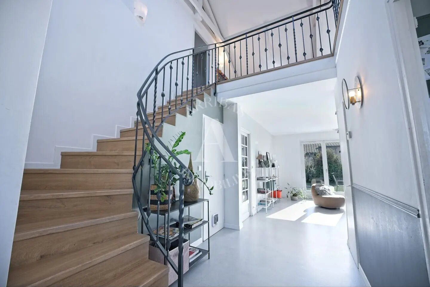 Maison à vendre, 208m², Nernier