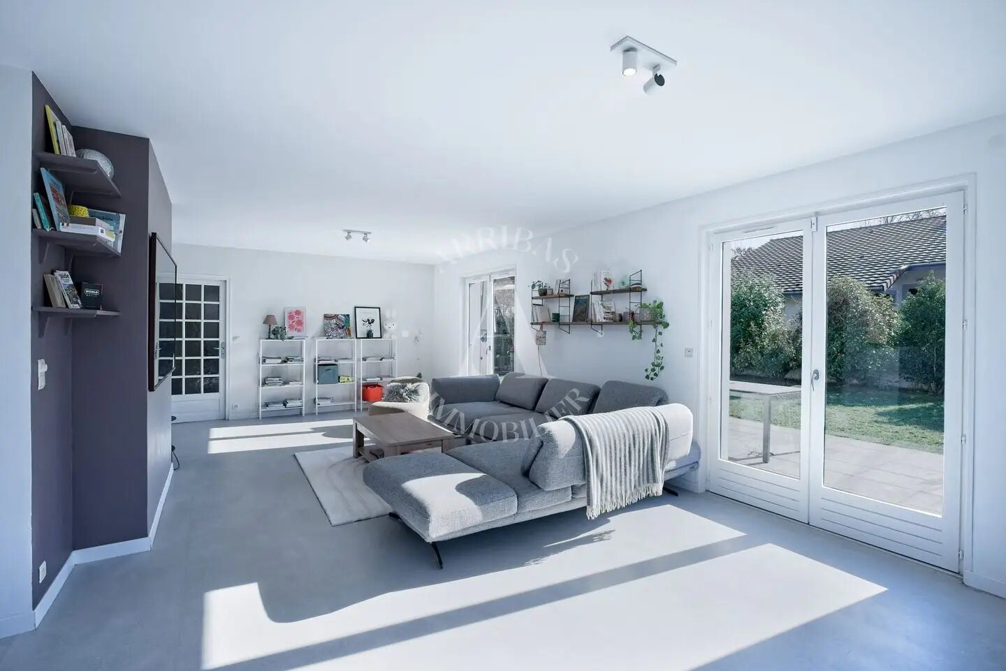 Maison à vendre, 208m², Nernier