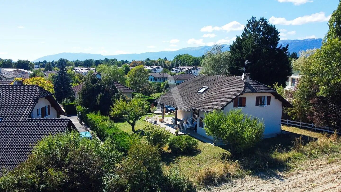 Maison à vendre, 177m², Ornex