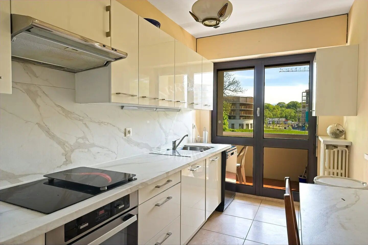 Appartement à vendre, 83m², Ferney-Voltaire