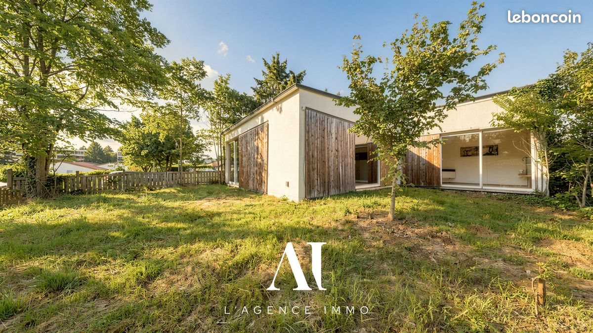 Maison à vendre, 109m², Saint-Genis-Pouilly