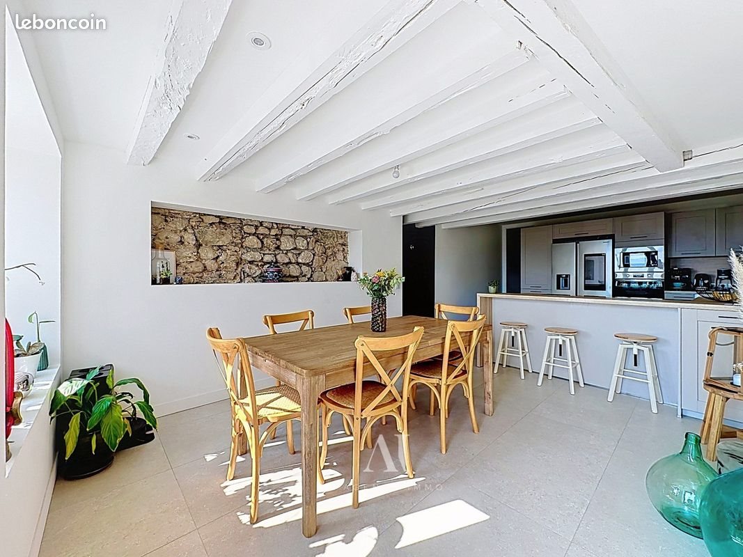 Maison à vendre, 217m², Collonges