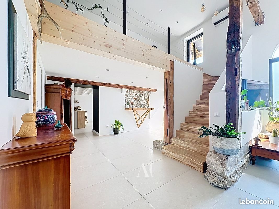 Maison à vendre, 217m², Collonges