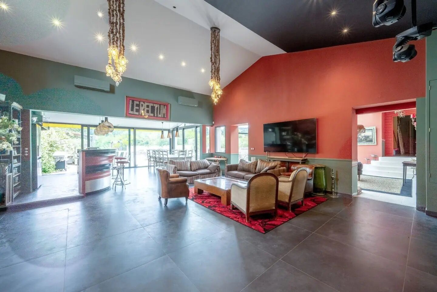 Maison à vendre, 410m², Lagnes