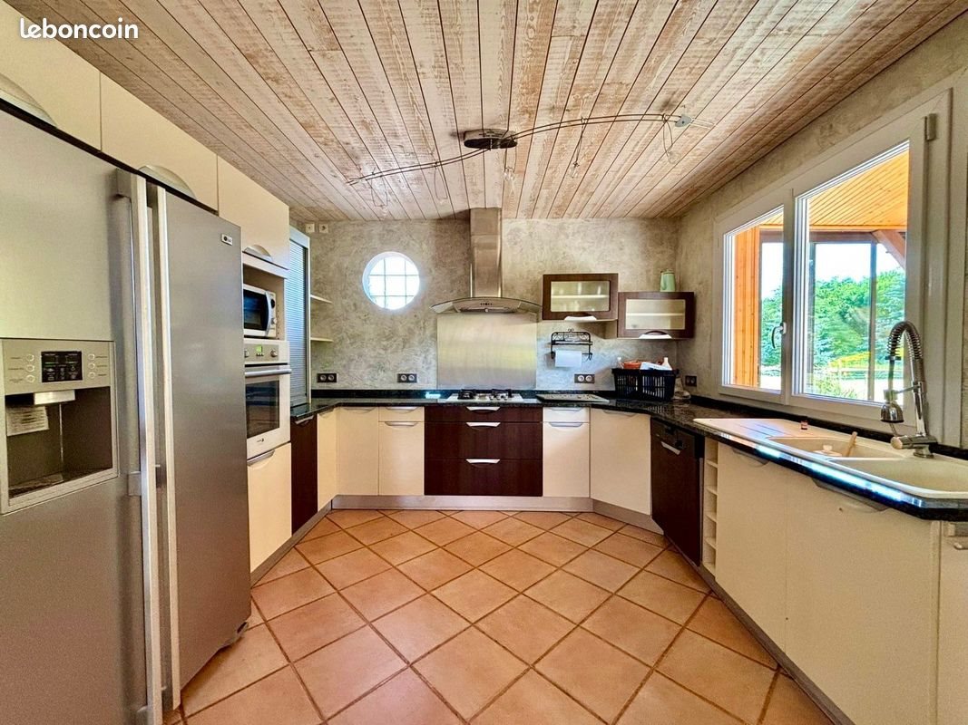Maison à vendre, 177m², Les Ormes