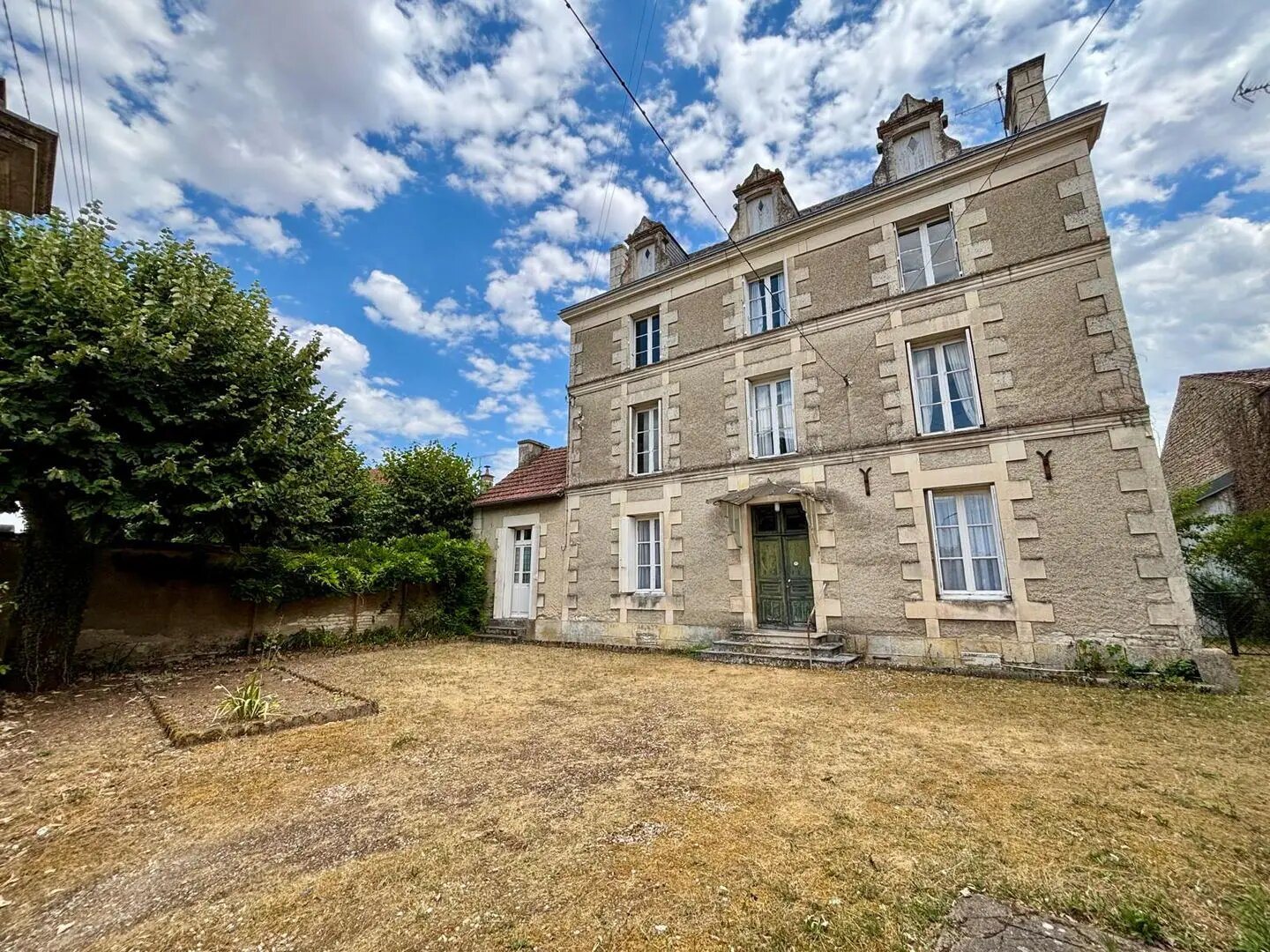 Maison à vendre, 156m², Neuville-de-Poitou