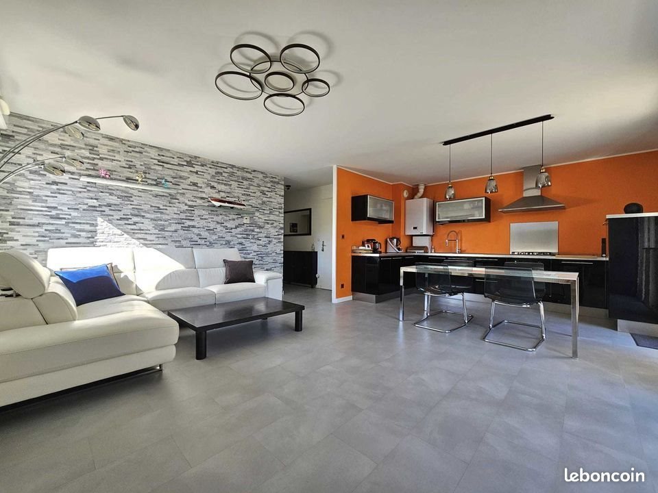 Appartement à vendre, 67m², Reignier-Esery