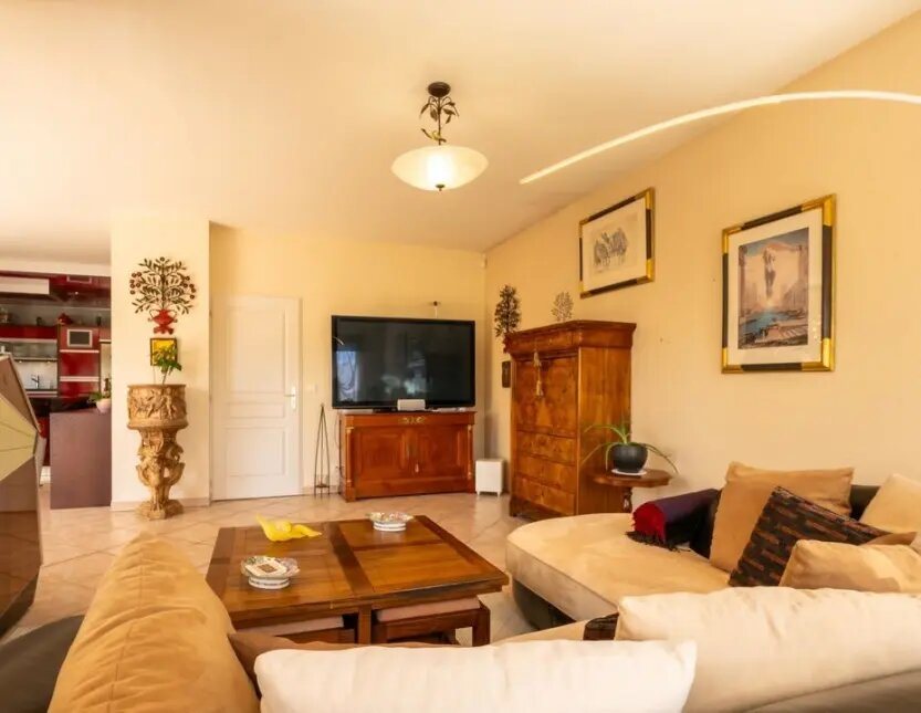 Maison à vendre, 197m², Vétraz-Monthoux