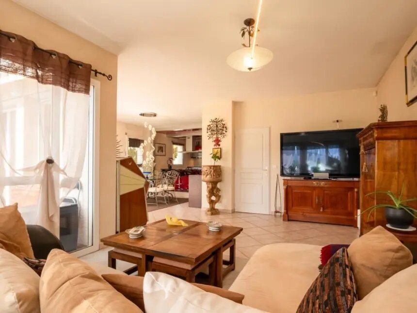 Maison à vendre, 197m², Vétraz-Monthoux