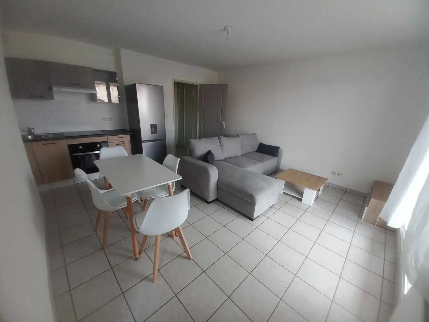 Appartement à louer, 40m², Villerest