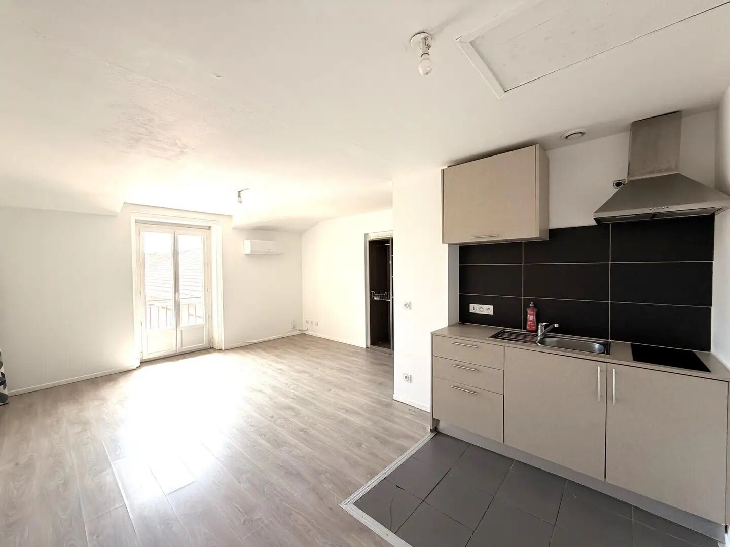 Appartement à louer, 28m², Le Coteau