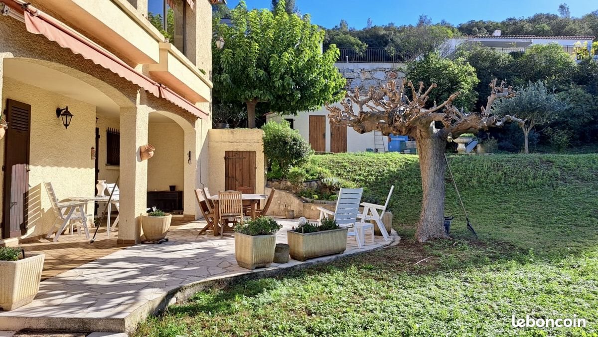 Maison à louer, 144m², Marseille 12ème