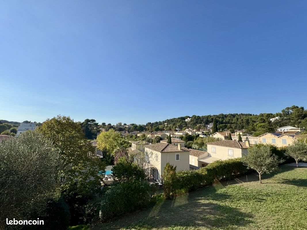Maison à louer, 144m², Marseille 12ème