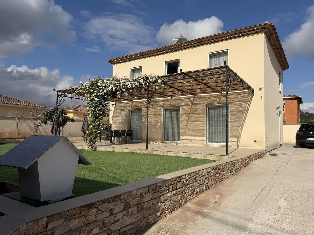 Maison à vendre, 141m², Vidauban