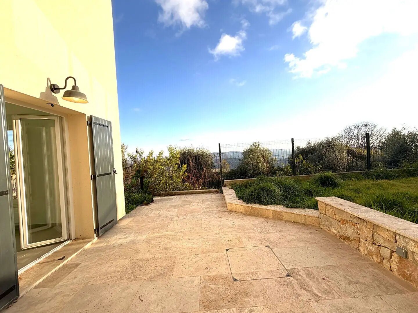 Appartement à vendre, 80m², Spéracèdes