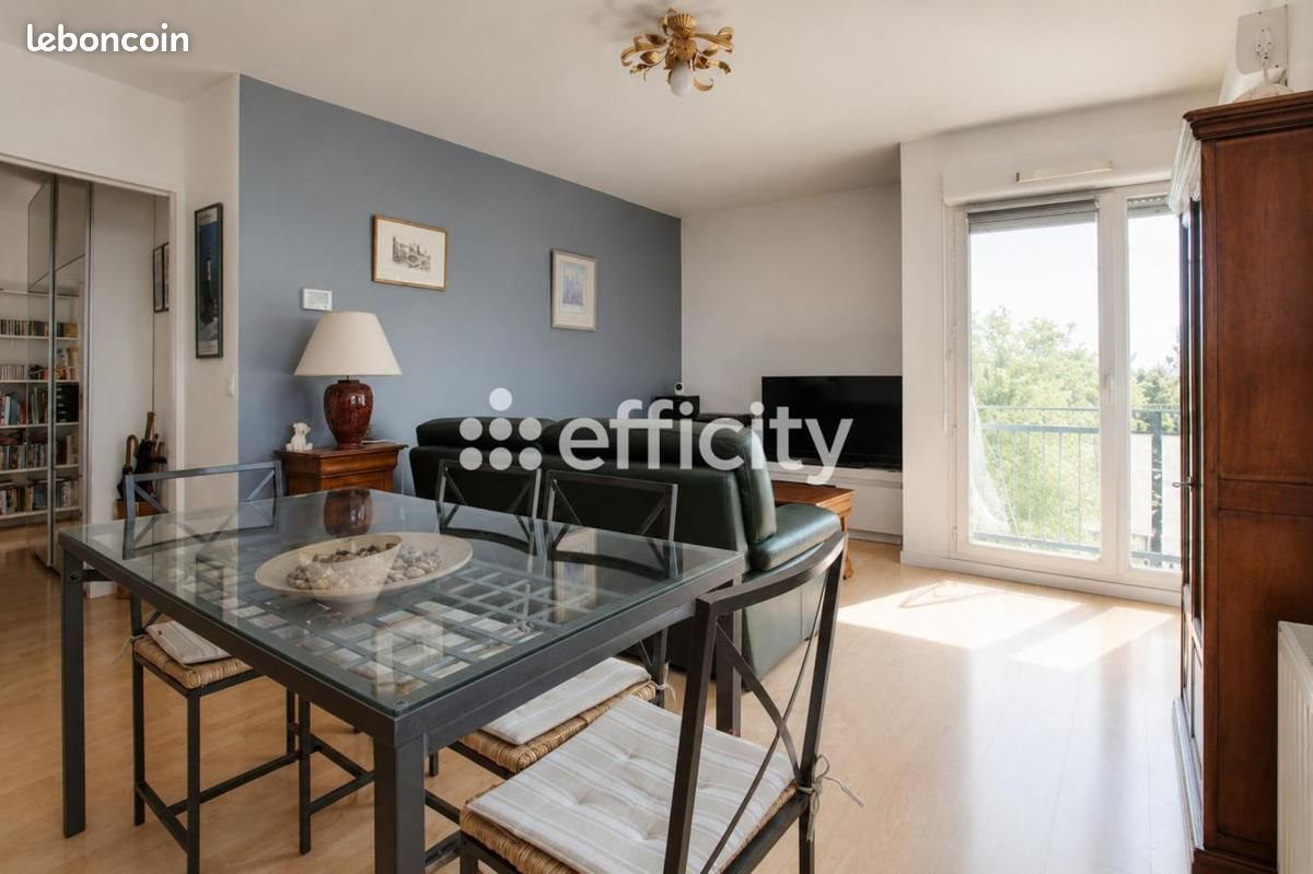 Appartement à vendre, 68m², Chelles