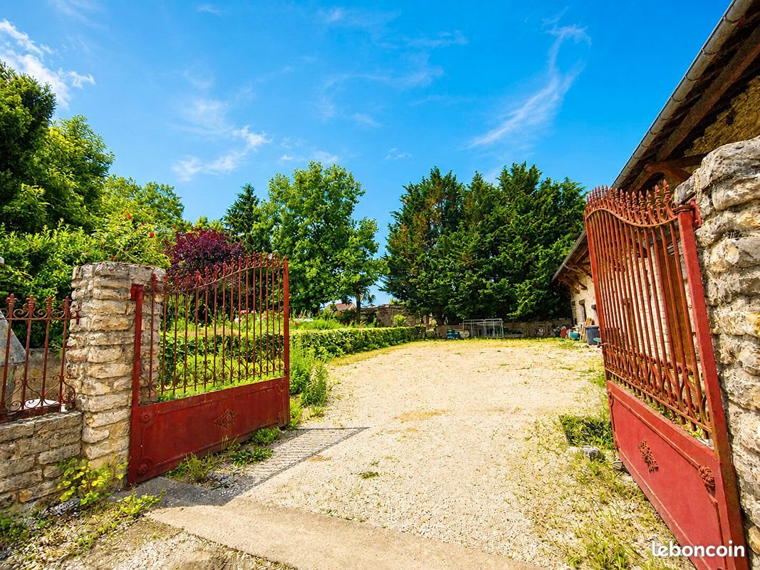 Maison à vendre, 87m², Saint-Maurice-en-Rivière